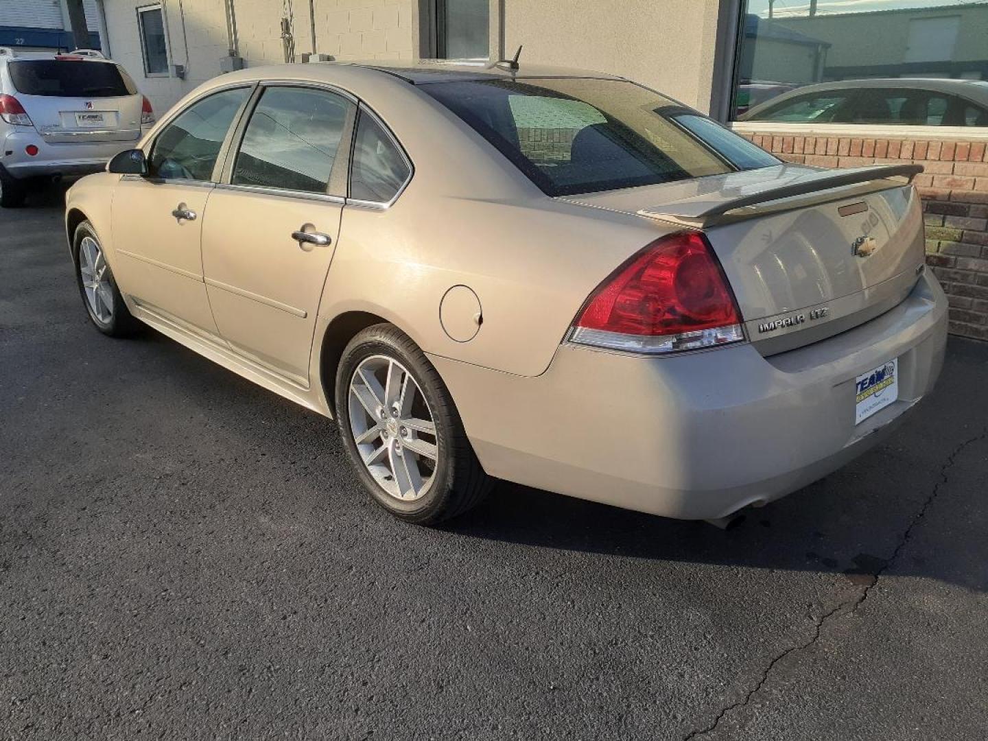 2012 Chevrolet Impala LTZ (2G1WC5E37C1) with an 3.6L V6 DOHC 16V FFV engine, 6-Speed Automatic transmission, located at 2015 Cambell Street, Rapid City, SD, 57701, (605) 342-8326, 44.066433, -103.191772 - CARFAX AVAILABLE - Photo#6